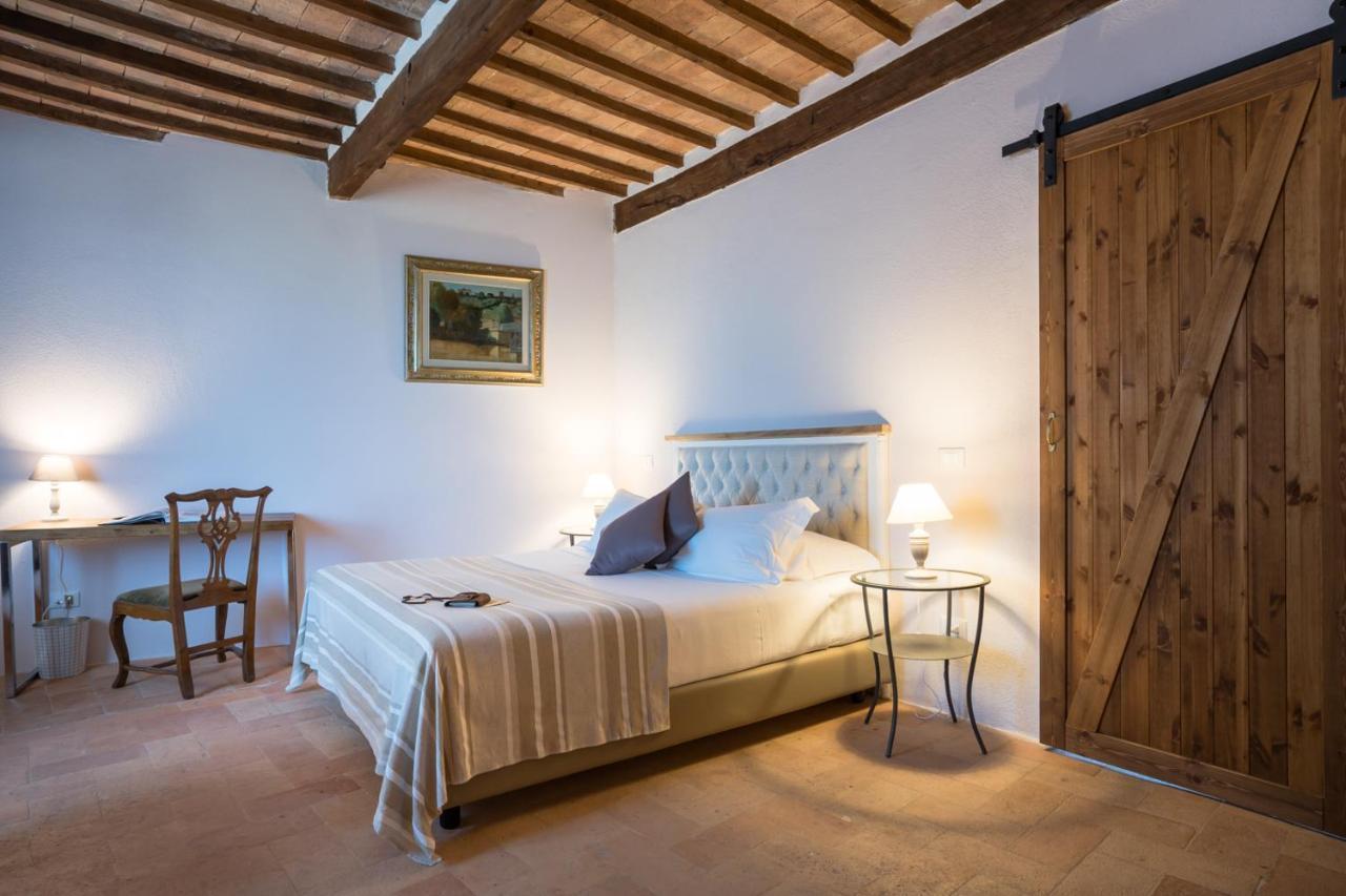 Dimora Delle Muse Bed & Breakfast Montalcino Exterior photo