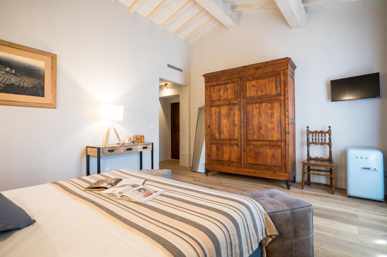 Dimora Delle Muse Bed & Breakfast Montalcino Exterior photo